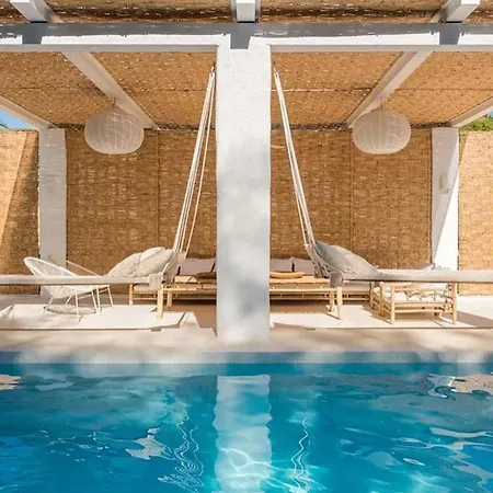 House With Pool And Big Porch Villa *